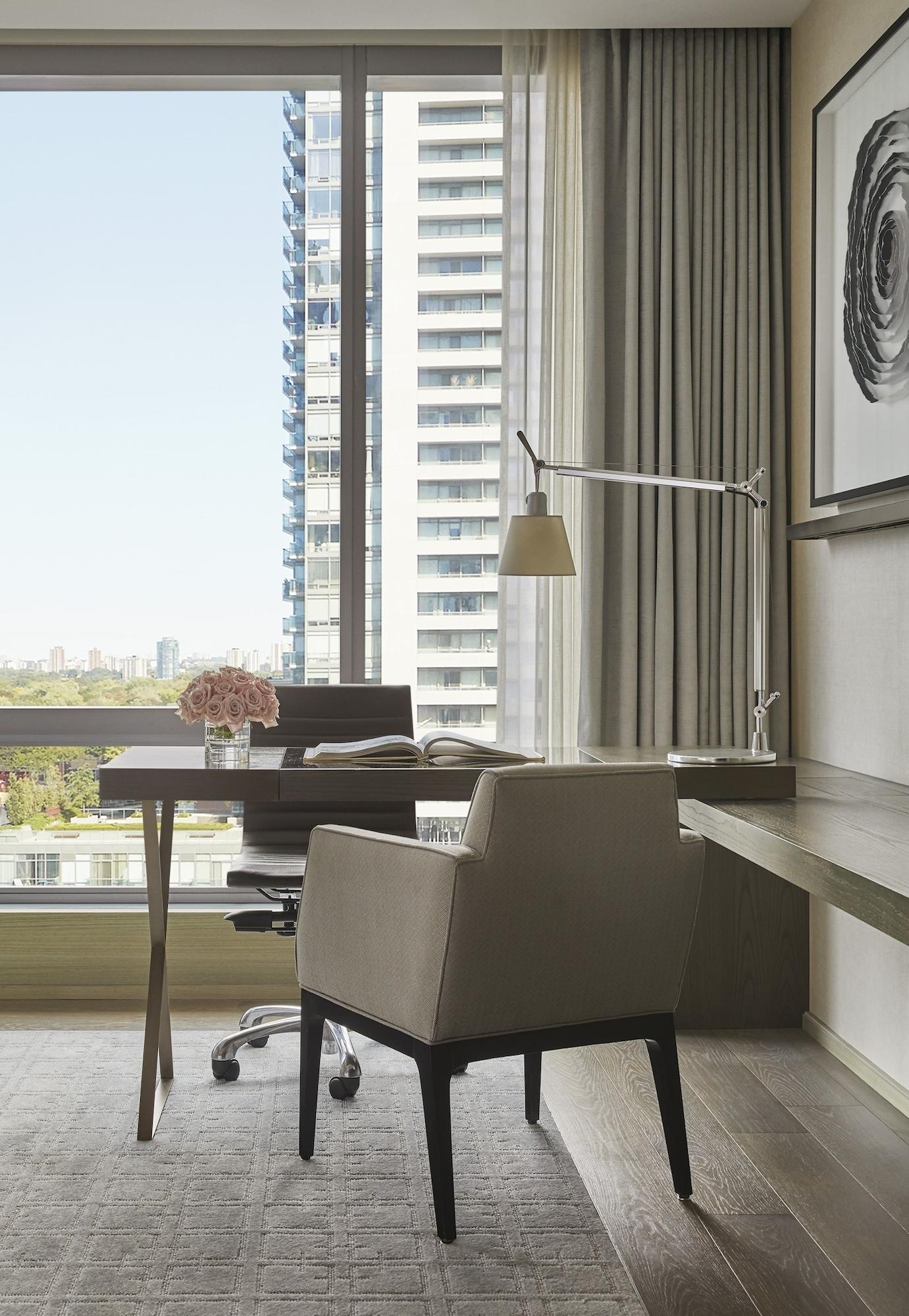 Four Seasons Hotel Торонто Экстерьер фото