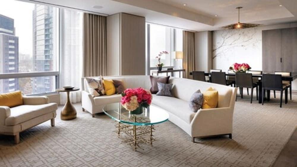 Four Seasons Hotel Торонто Экстерьер фото
