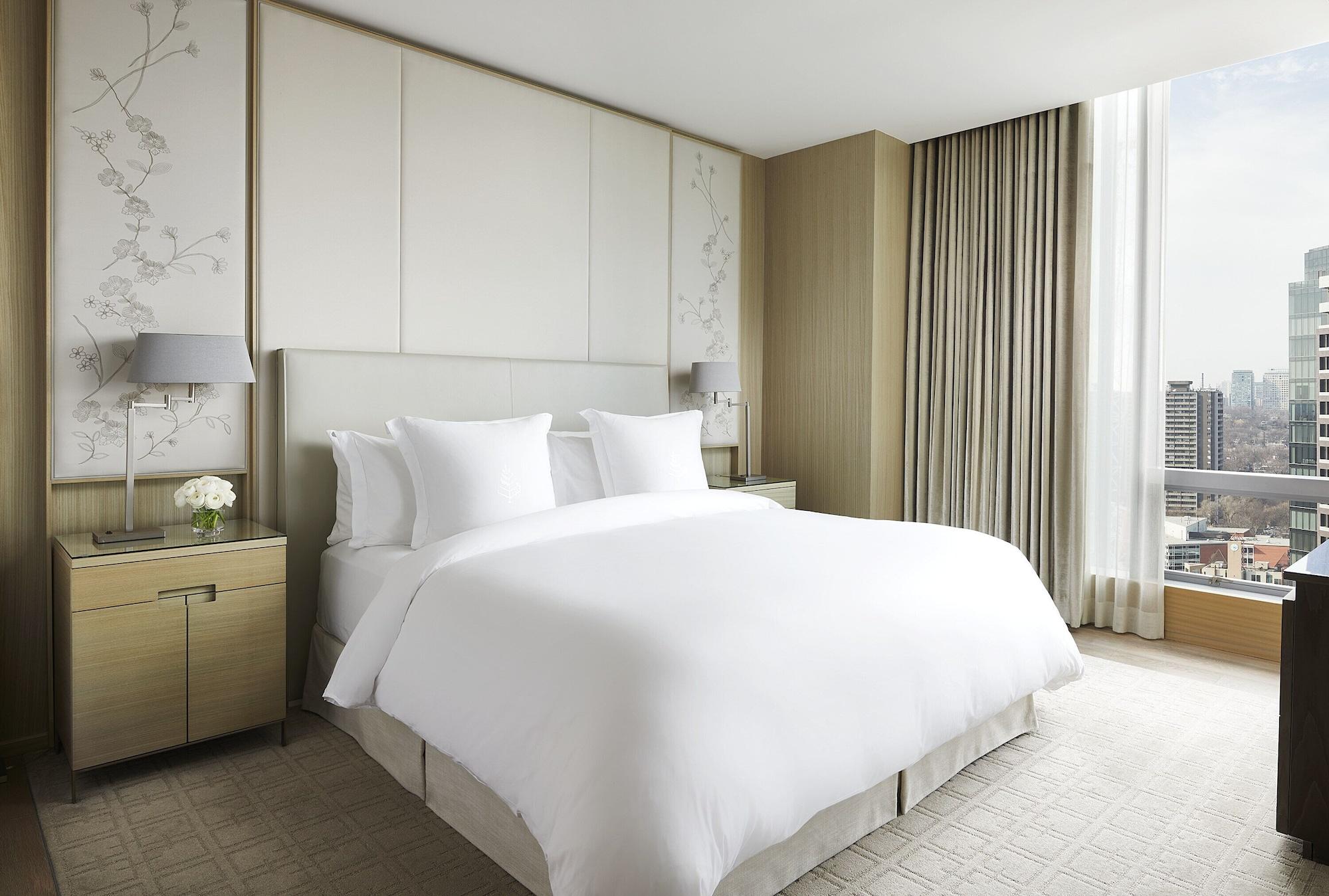 Four Seasons Hotel Торонто Экстерьер фото