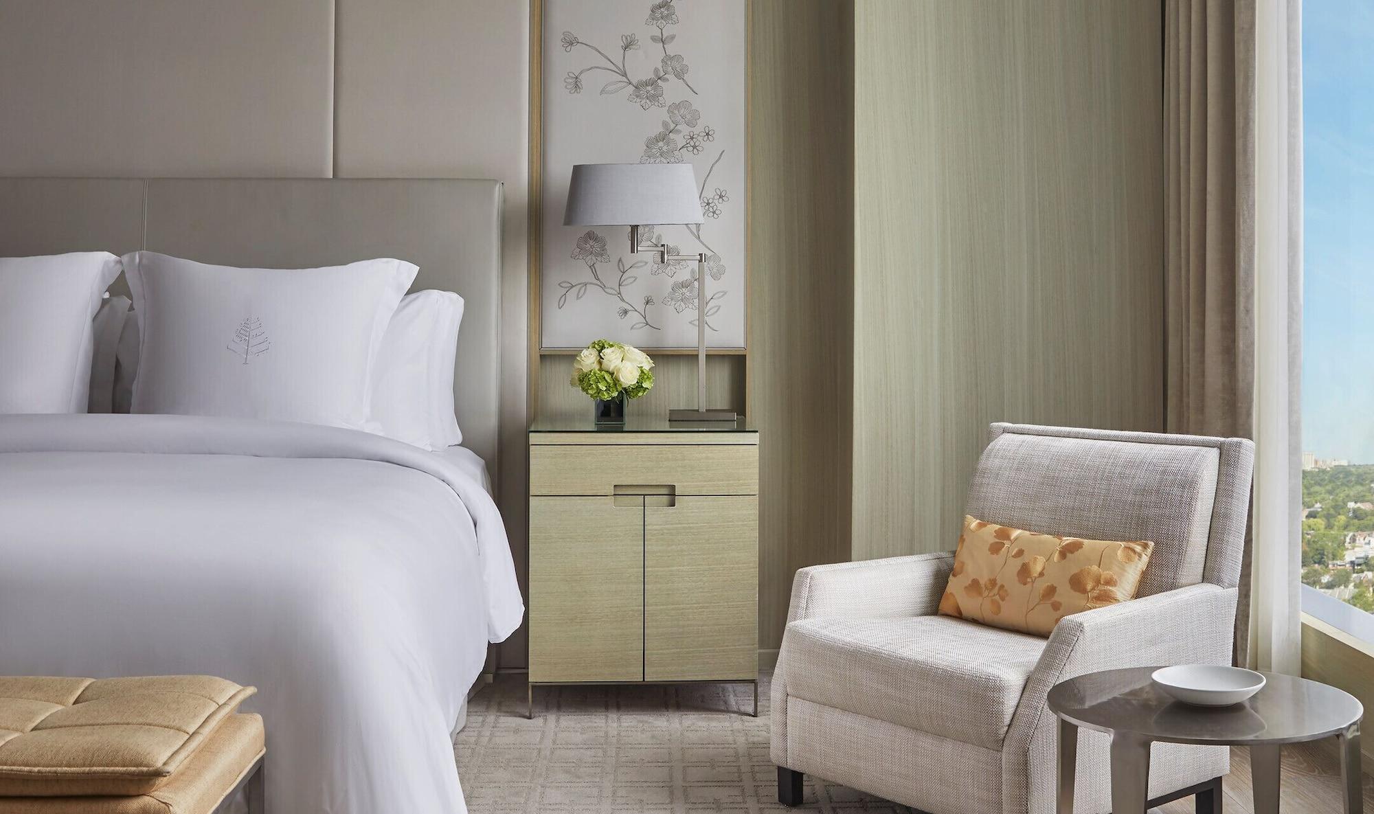 Four Seasons Hotel Торонто Экстерьер фото