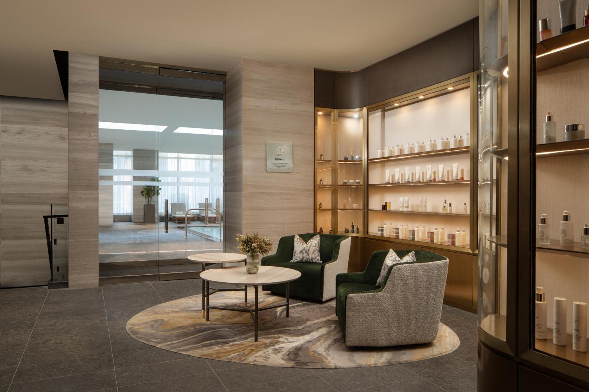 Four Seasons Hotel Торонто Экстерьер фото