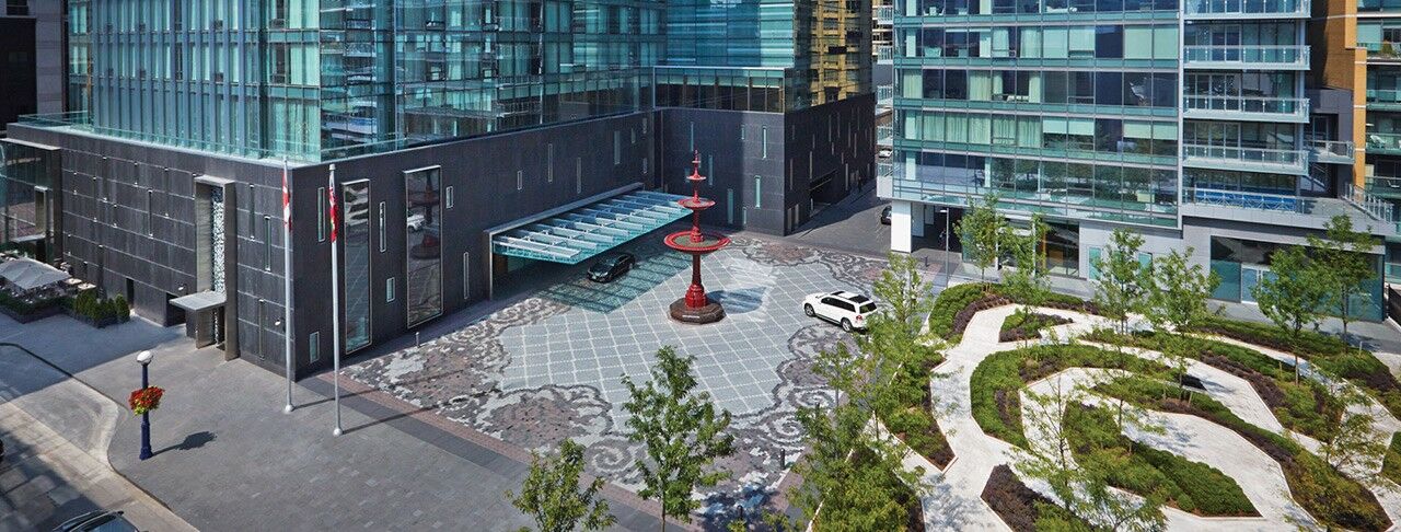Four Seasons Hotel Торонто Экстерьер фото